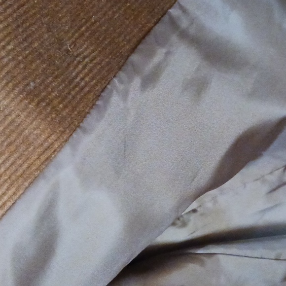 Light Jacket in Moss Brown Colour. - Picture 5 of 7